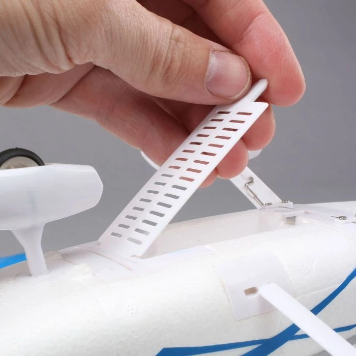 UMX Cessna 182 BNF Basic A-EFLU5650 (RB403185) 16 UMX Cessna 182 BNF Basic A-EFLU5650 (RB403185) - Image 14